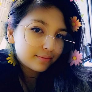 Meet your Posher, Angela